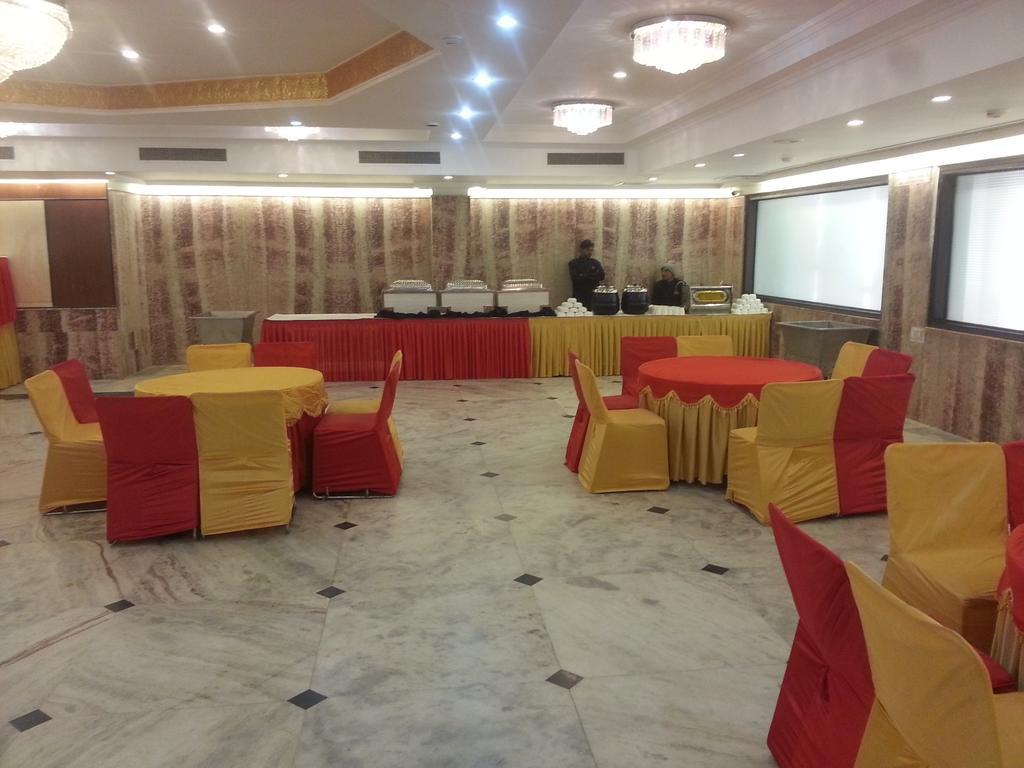 Prakash Continental * New Delhi